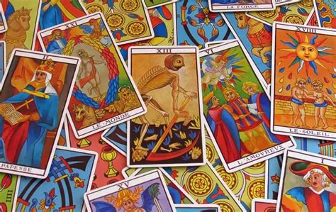 tiradas de tarot ejemplos|Una por una: las 10 tiradas de tarot más populares